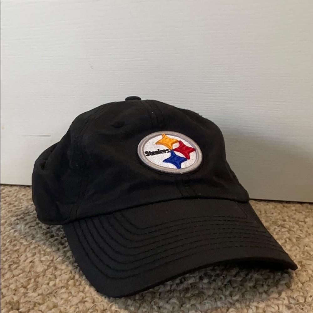 A Steelers hat